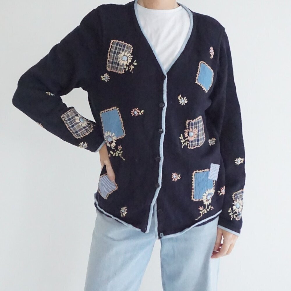 Vintage CJ Banks Navy Patch Floral Hand Embroidered Button Cardigan Sweater X - Picture 1 of 10